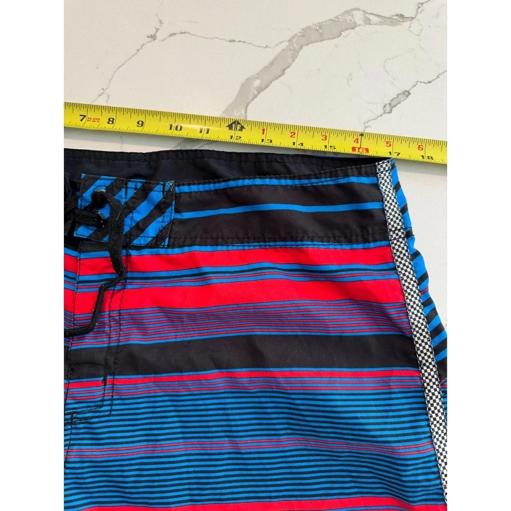 Castaways Mens Board Shorts Size XL 36 Blue Red Striped Swim Trunks Cargo Pocket